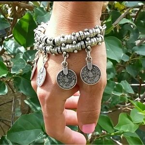 NEW! Vintage Bohemian Style Alloy Bracelet with Coins.